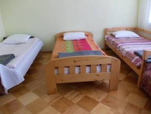 Pokój trzy osobowy.